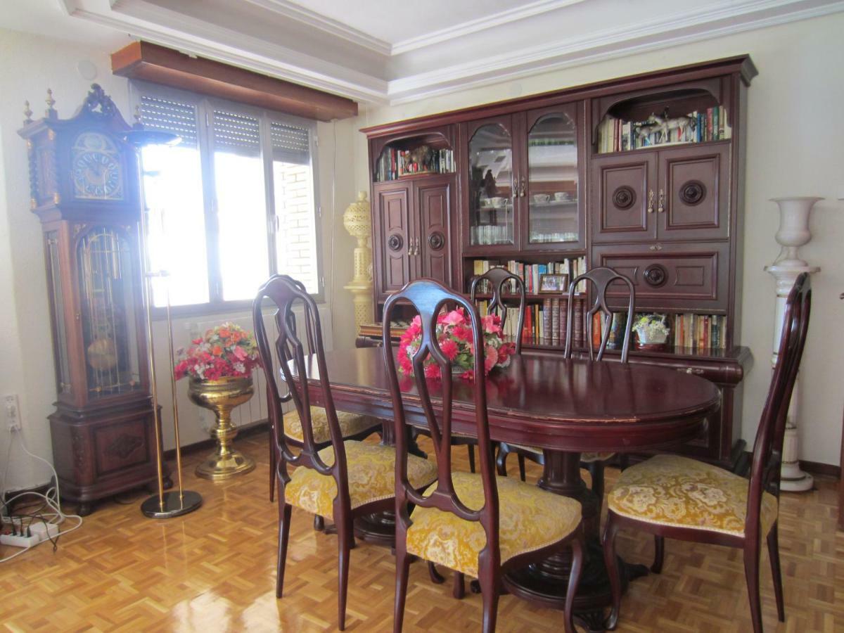 Casa De Julio Marroquin Villa Pradoluengo Eksteriør billede